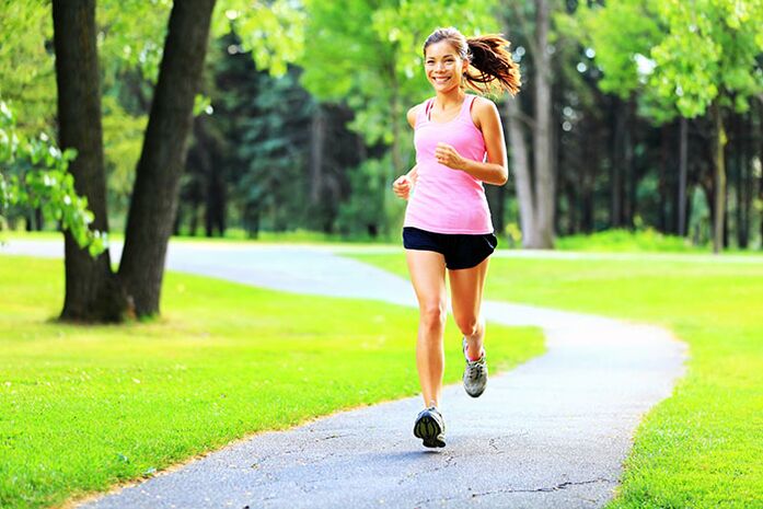 Courir une heure le matin vous fera perdre du poids en une semaine